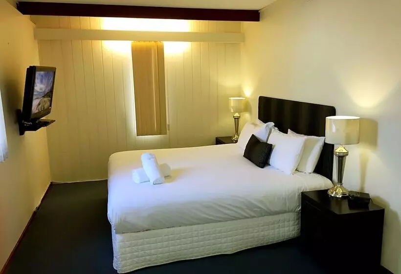 호텔 Admiral Motor Inn