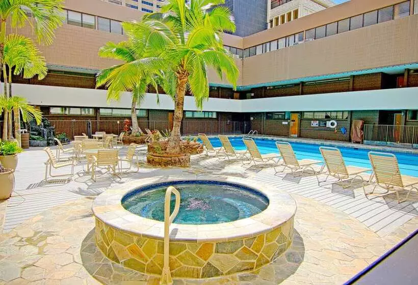 酒店 Aston At The Executive Centre