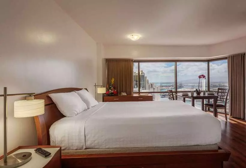 酒店 Aston At The Executive Centre