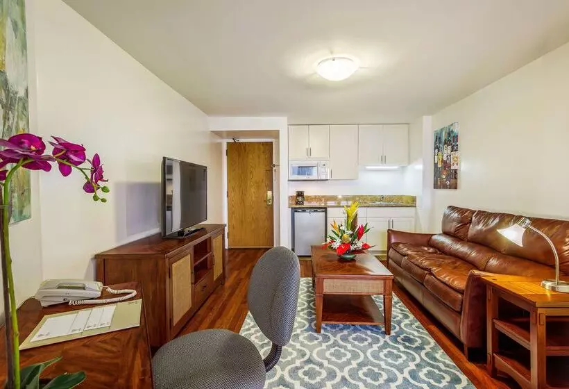 酒店 Aston At The Executive Centre