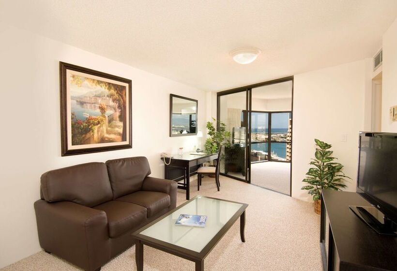 هتل Aston At The Executive Centre