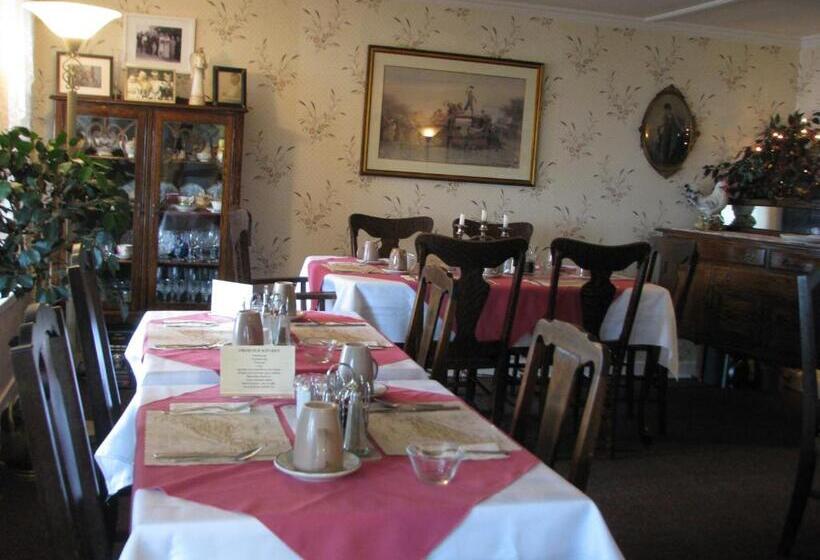 فندق Bayside Inn