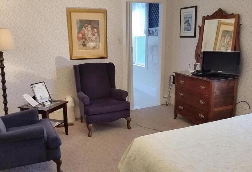 فندق Bayside Inn