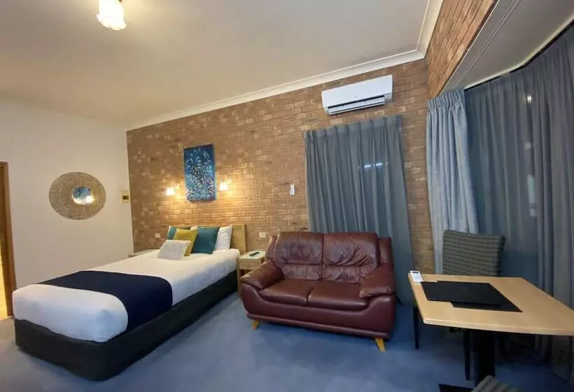 ホテル Coastal Waters Motor Inn