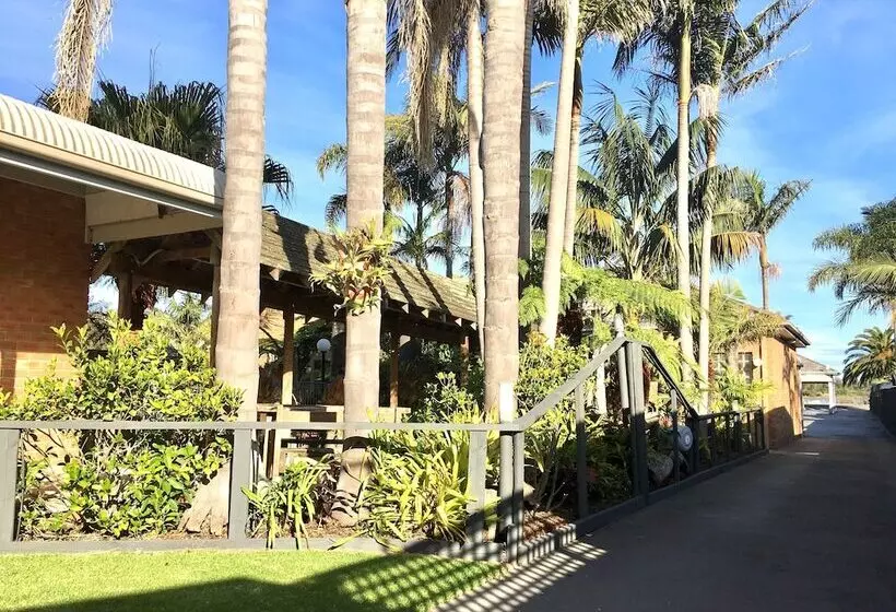 ホテル Coastal Waters Motor Inn