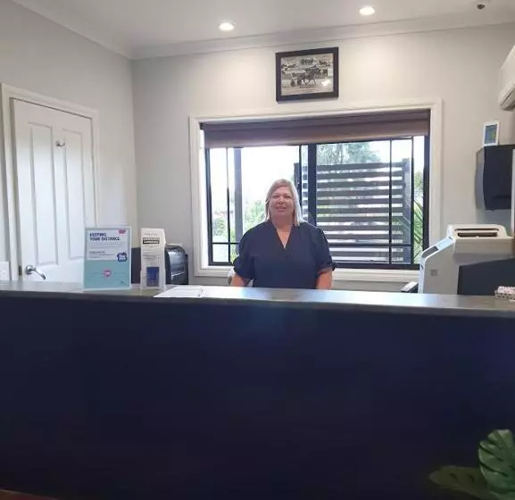 ホテル Golden Reef Motor Inn