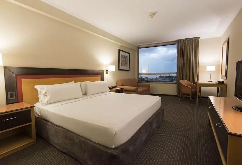هتل Holiday Inn Express Puerto Madero, An Ihg