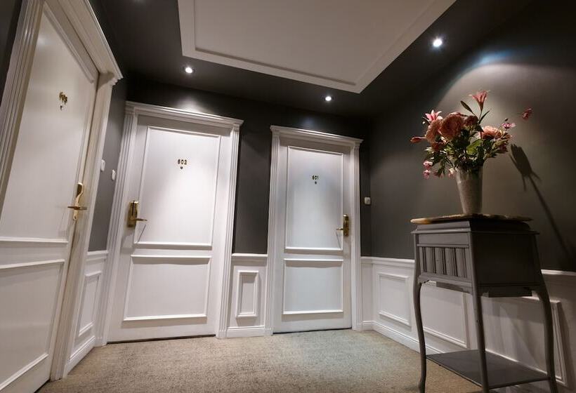 هتل Le Cinque Lusso Recoleta