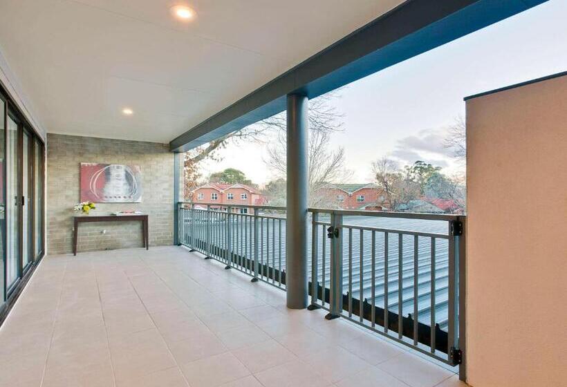 فندق على الطريق Ibis Styles Canberra Tall Trees