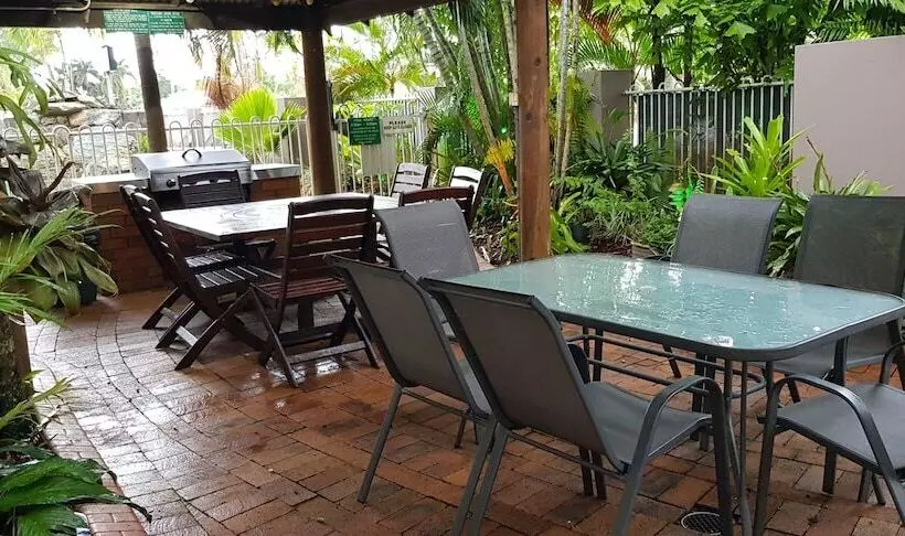 Отель Reef Palms