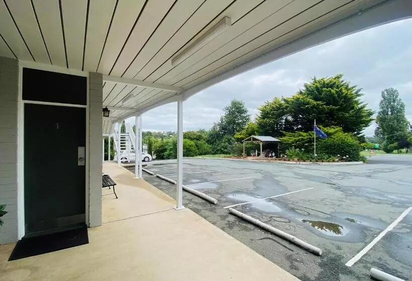 酒店 Colonial Lodge Motor Inn