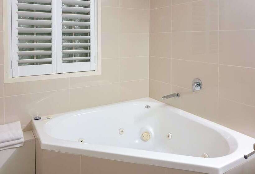 בית מלון כפרי Comfort Inn Warrnambool International