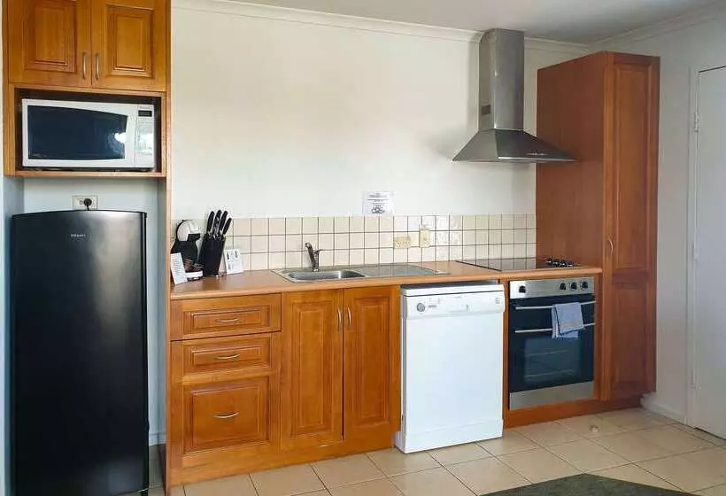 ホテル Comfort Inn Warrnambool International