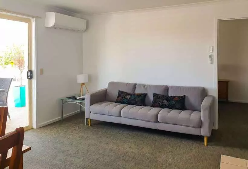 ホテル Comfort Inn Warrnambool International