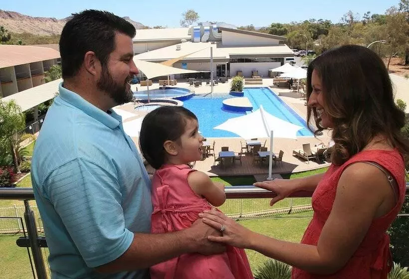 ホテル Crowne Plaza Alice Springs Lasseters, An Ihg