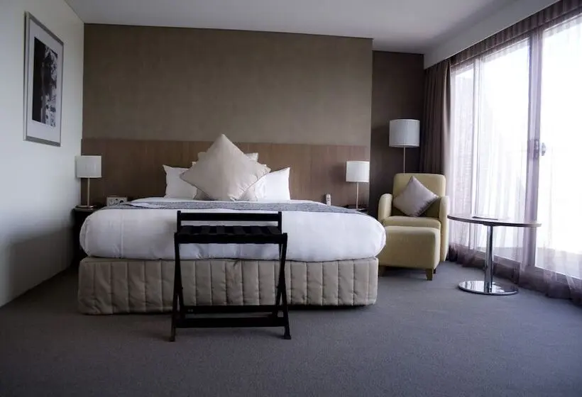 ホテル Mercure Sydney St Leonards
