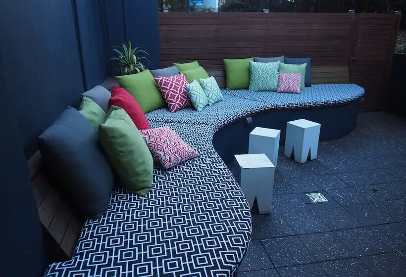 ホテル Mercure Sydney St Leonards
