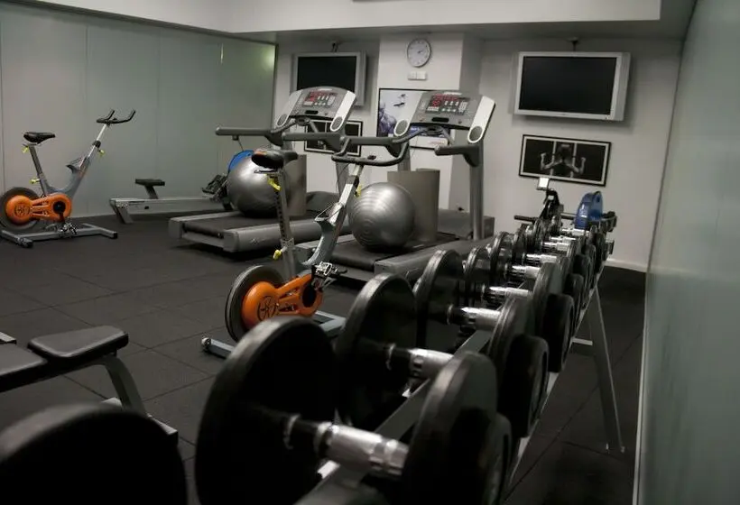 ホテル Mercure Sydney St Leonards