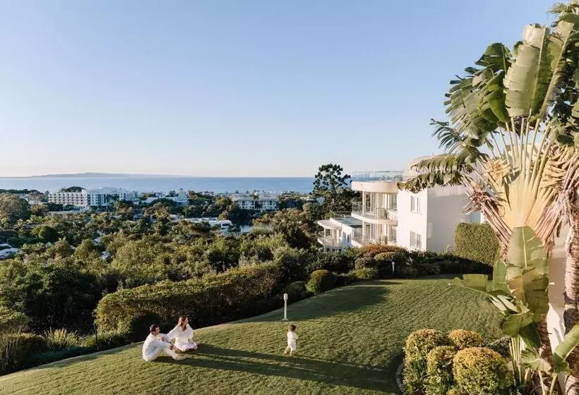 Отель Noosa Crest Resort