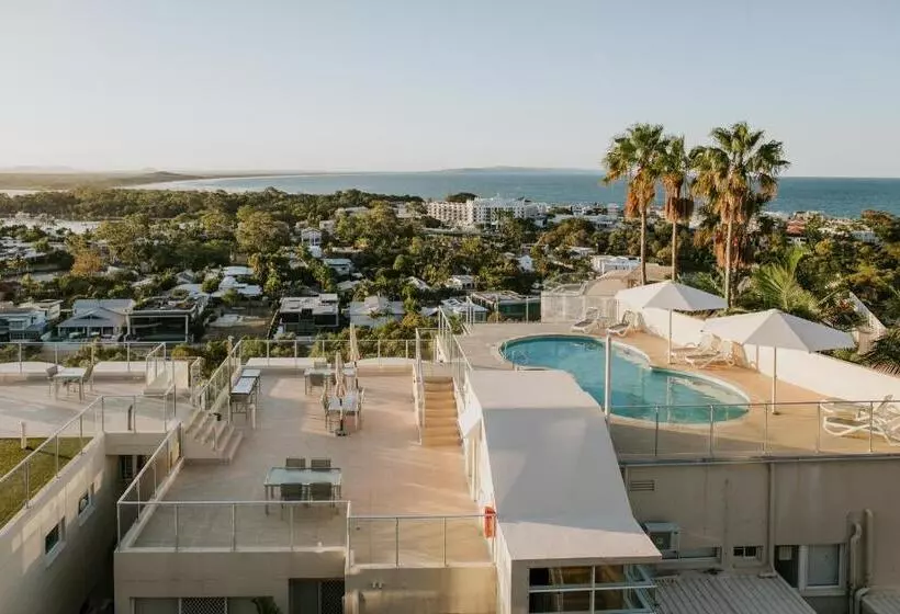 Отель Noosa Crest Resort
