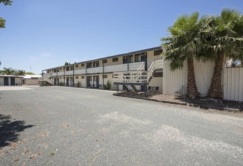 ホテル Pioneer Station Motor Inn