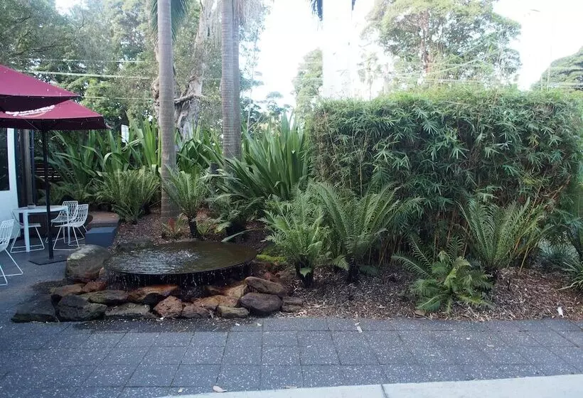 Отель Urban St Leonards