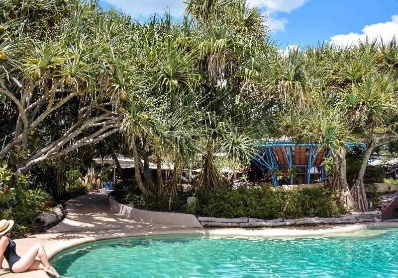 Kingfisher Bay Resort