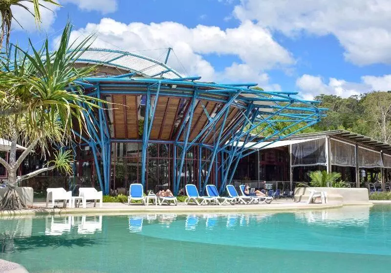 Kingfisher Bay Resort