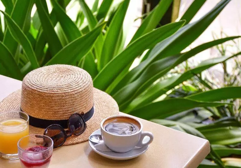 Kingfisher Bay Resort