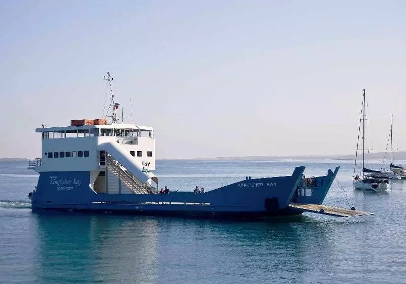 Kingfisher Bay Resort