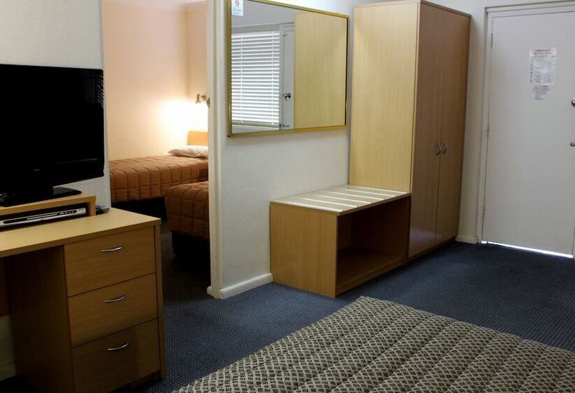 فندق على الطريق Armidale Inn