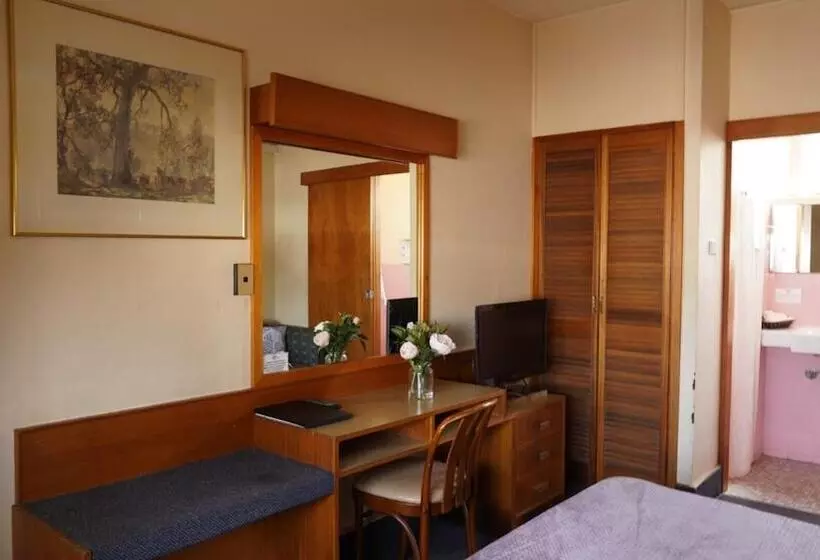 모텔 Country Motor Inn