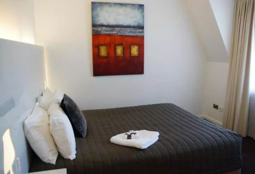 The Social Hotel, Sydney