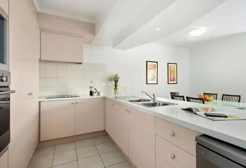 Comfort Apartments Royal Gardens