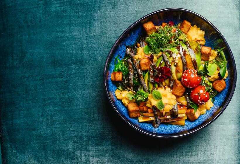 בית מלון כפרי Hilton Vienna Plaza