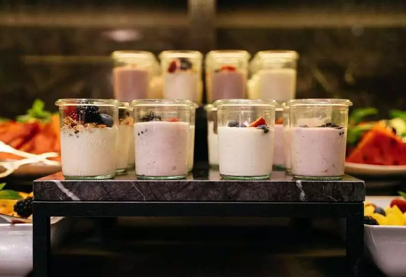 호텔 Hilton Vienna Plaza