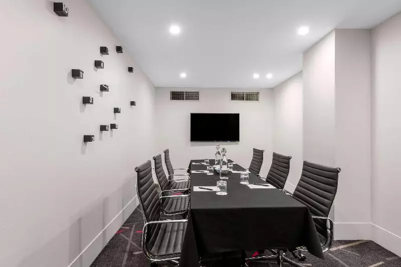 בית מלון כפרי Radisson On Flagstaff Gardens Melbourne