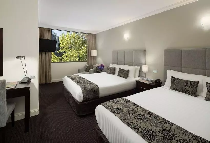 Отель Crowne Plaza Melbourne Carlton By Ihg