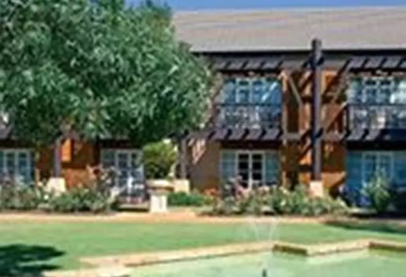 Novotel Vines Resort Swan Valley