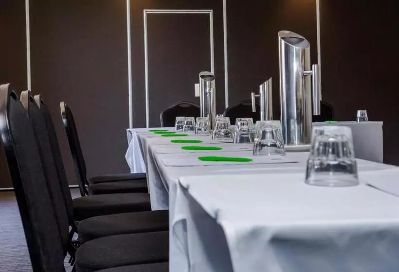 渡假胜地  Ibis Styles Canberra Eaglehawk