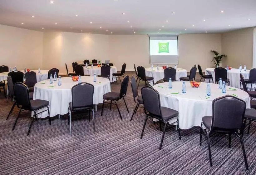 渡假胜地  Ibis Styles Canberra Eaglehawk