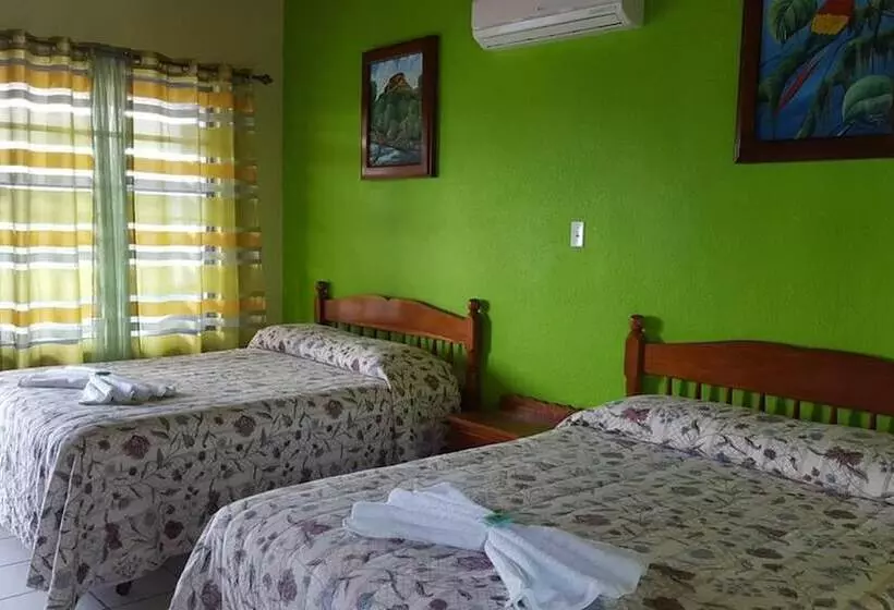 Anchorage Beach Resort Caye Caulker