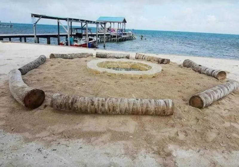 Anchorage Beach Resort Caye Caulker