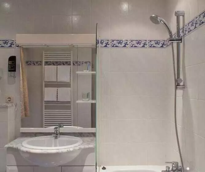 Отель Du Soleil