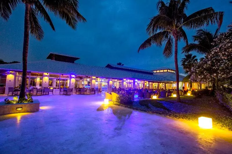 هتل Viva Fortuna Beach By Wyndham, A Trademark All Inclusive