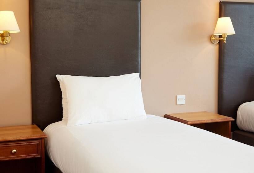 Bear Hotel By Greene King Inns