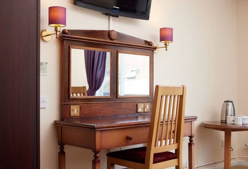 Bear Hotel By Greene King Inns