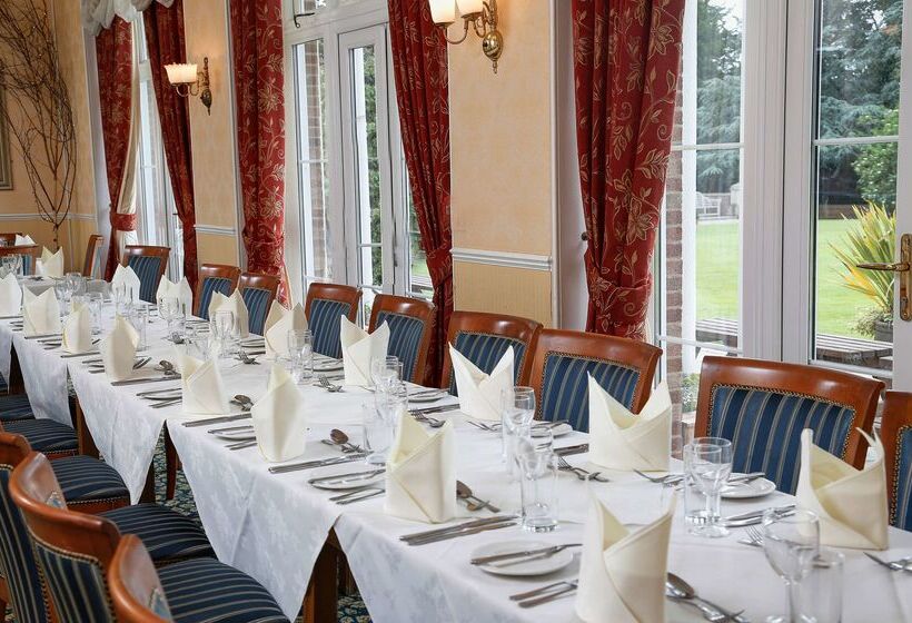 בית מלון כפרי Best Western Plus Kenwick Park