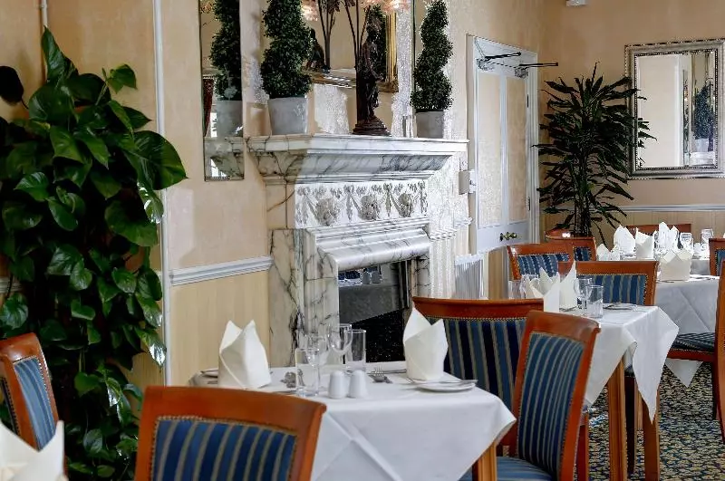 호텔 Best Western Plus Kenwick Park