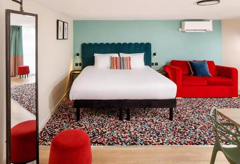 בית מלון כפרי Ibis Styles Bournemouth